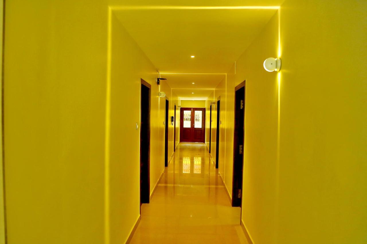 Hotel Kek Grand Park Chennai Exteriör bild
