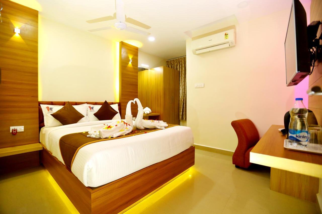 Hotel Kek Grand Park Chennai Exteriör bild