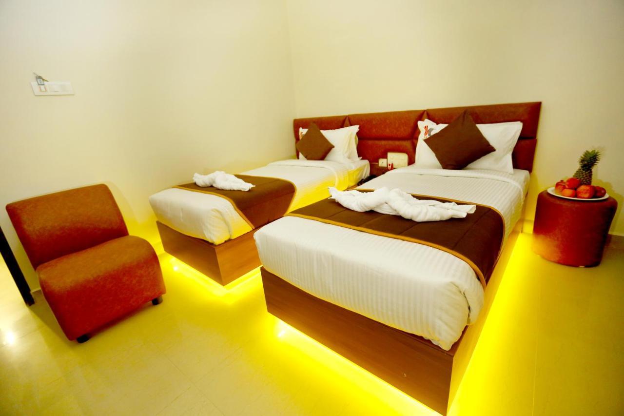 Hotel Kek Grand Park Chennai Exteriör bild