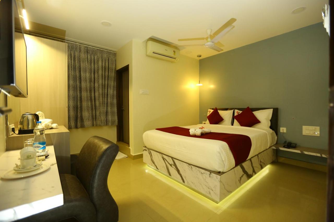Hotel Kek Grand Park Chennai Exteriör bild